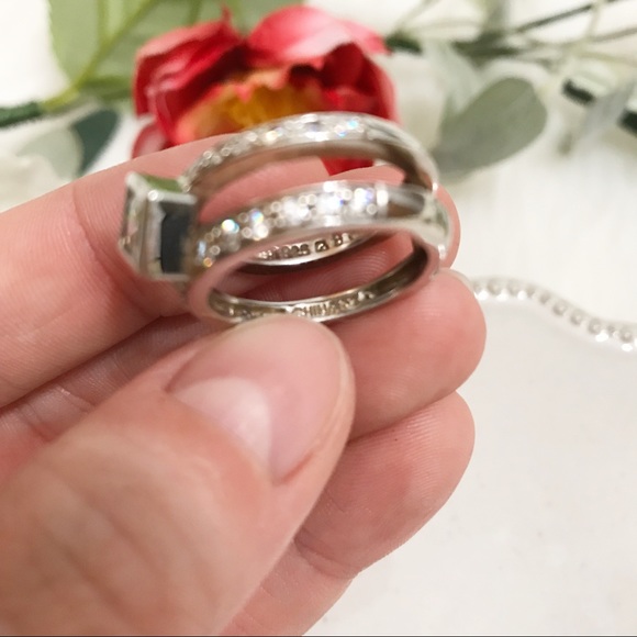 • Vintage • Square CZ Sterling Ring - Picture 5 of 8